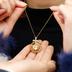 The Sacred Heart Pendant Necklace