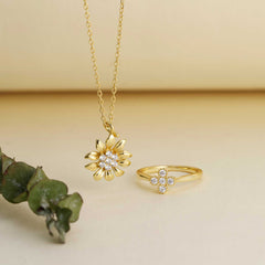 Floral Light Pendant Necklace
