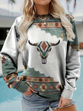 Women's Plus Size Boho Chic Sweatshirt, Long Sleeve Colorblock with Cow & Geometric Print – Soft and Cozy for Winter Wear