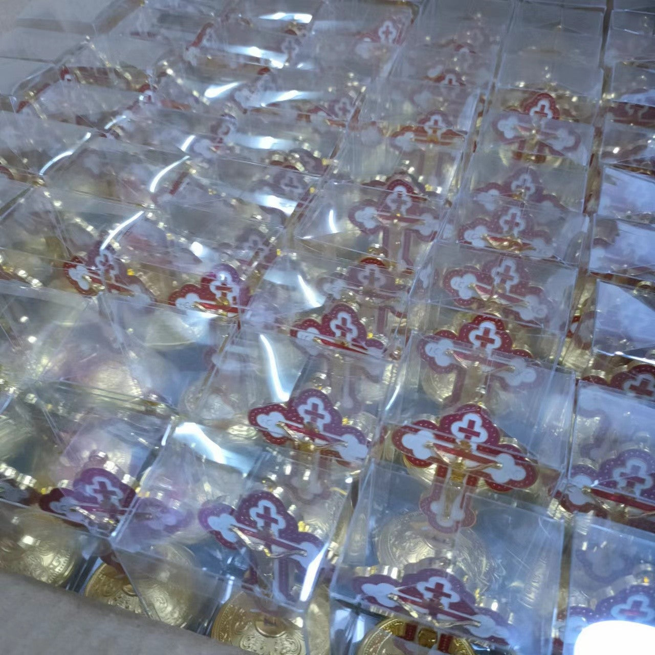 Enamel Alloy Crucifix Ornament Stand for Home, Office & Religious Decor