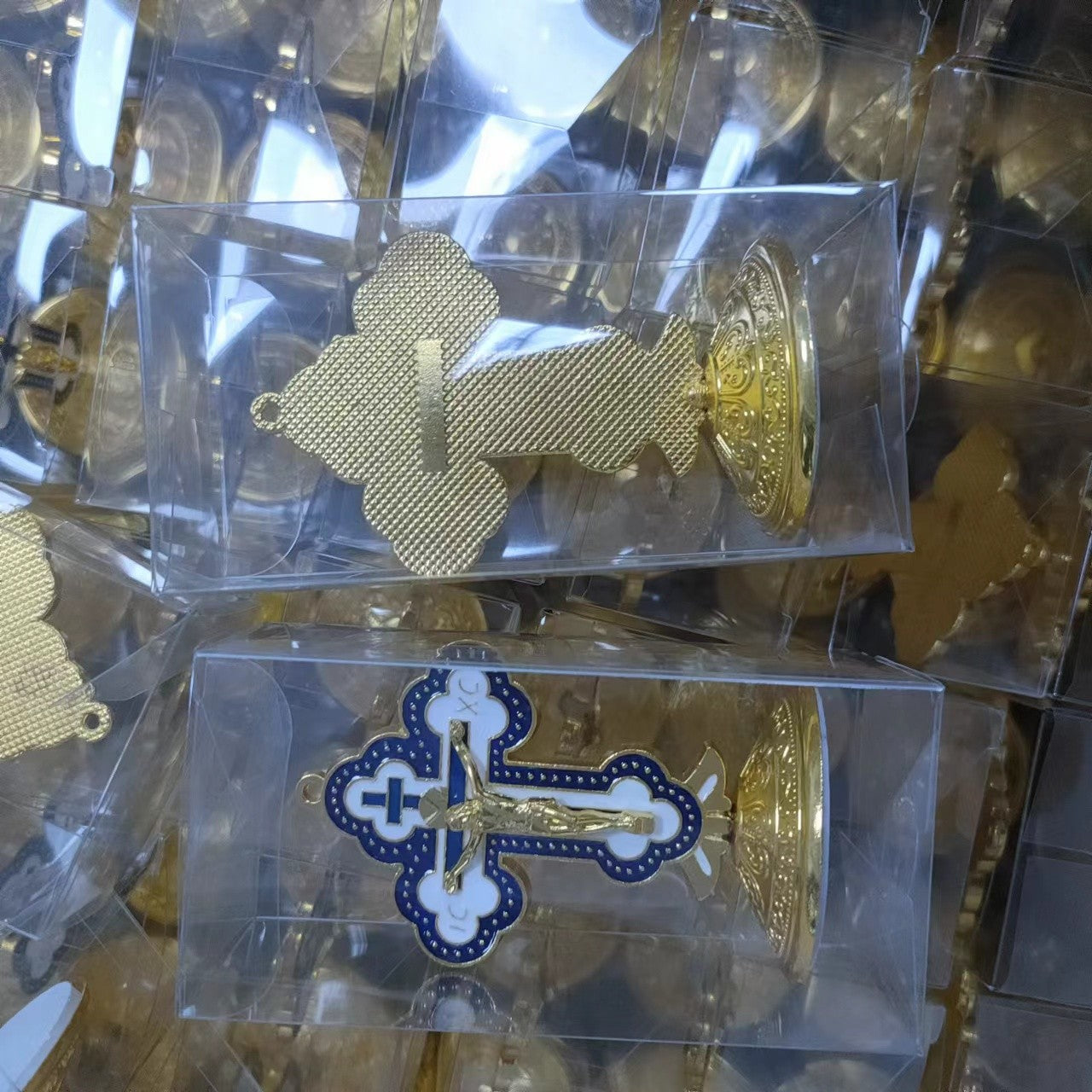 Enamel Alloy Crucifix Ornament Stand for Home, Office & Religious Decor