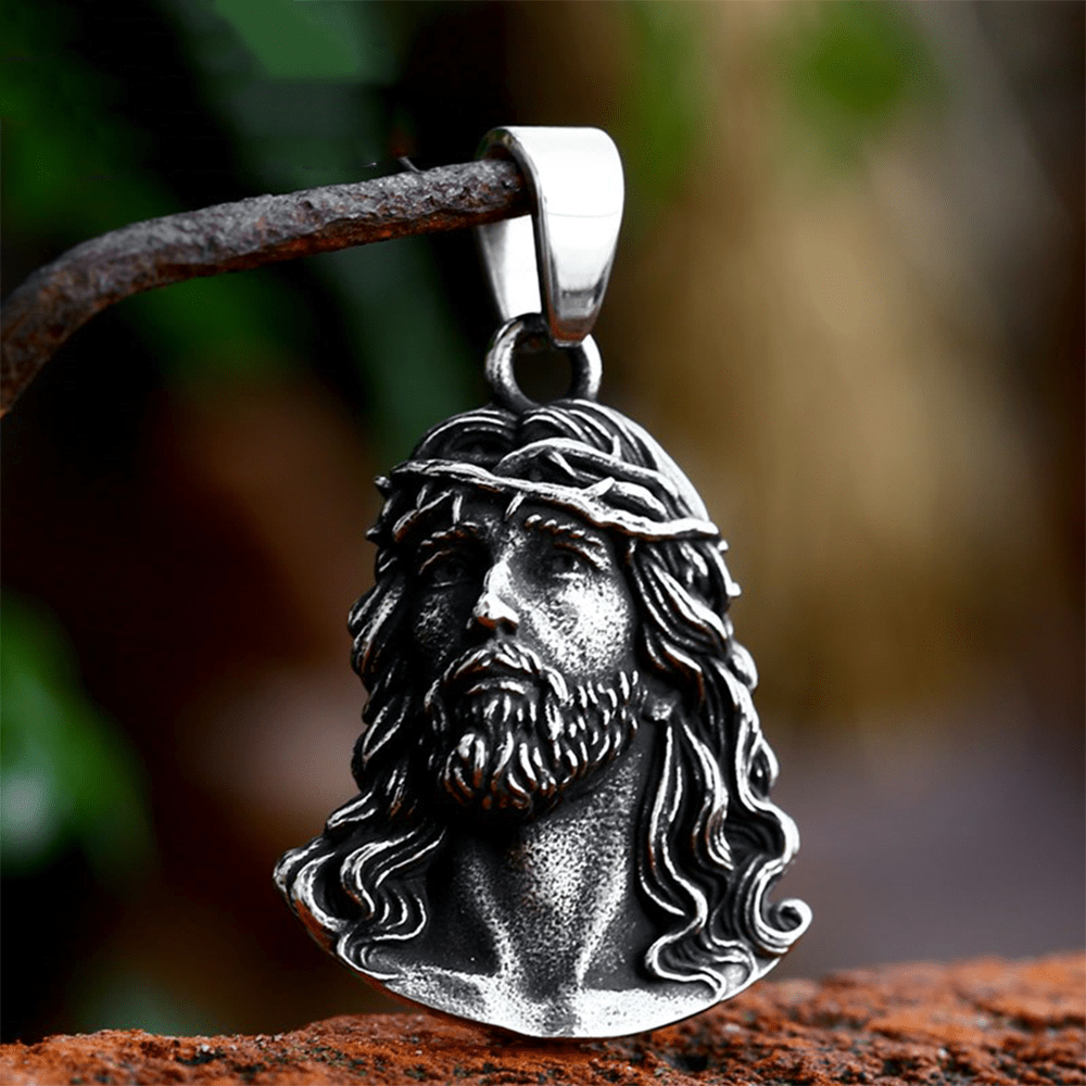 Classic Style Crafted Jesus Crown of Thorns Pendant Necklace