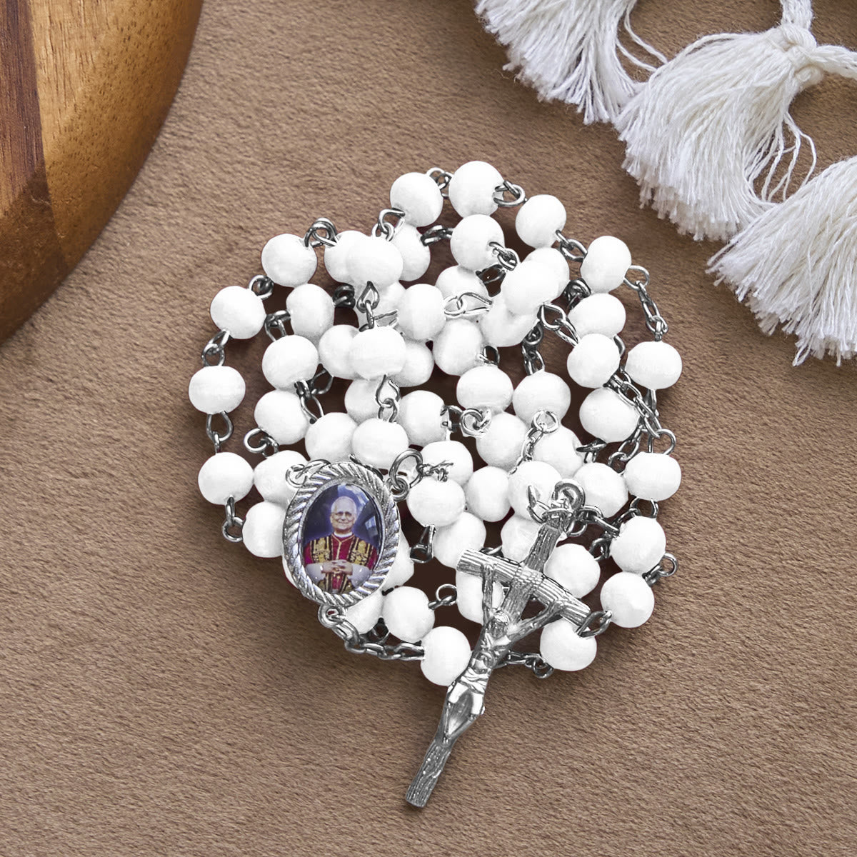 Pope Leo XIV Red Wood Beads Rosary Commemorating: A Spiritual Treasure