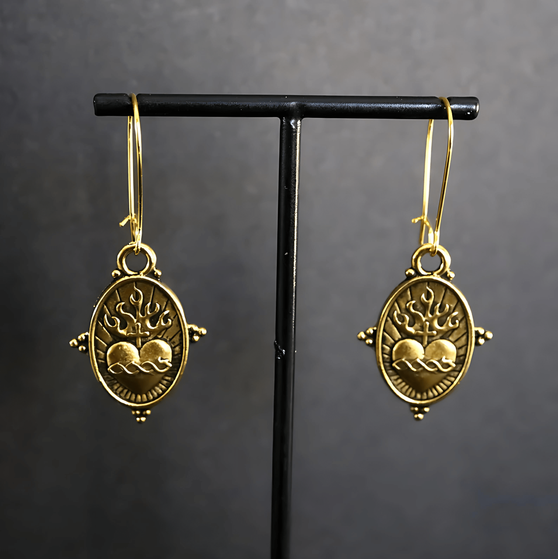 Vintage Style Sacred Heart Dangle Earrings: Faith & Devotion Jewelry