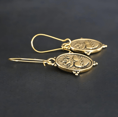 Vintage Style Sacred Heart Dangle Earrings: Faith & Devotion Jewelry