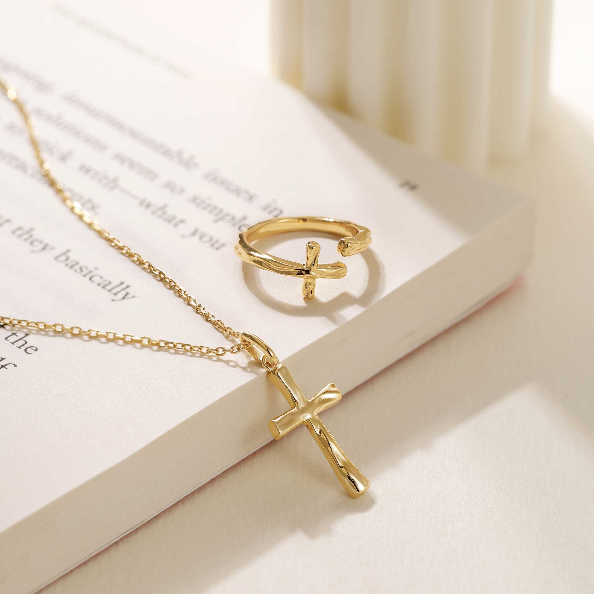 Liquid Open Cross Ring