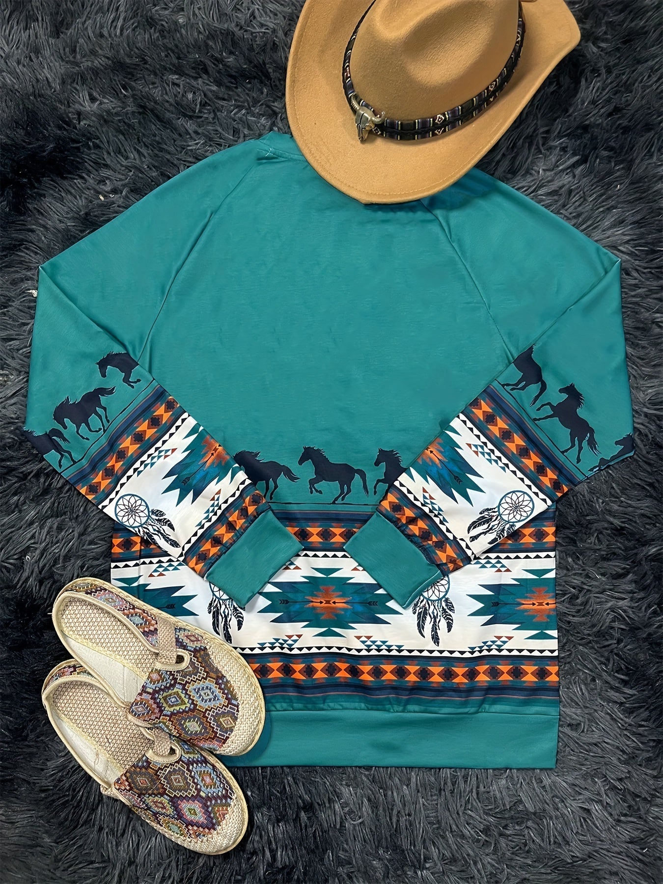 Women's Vintage Aztec Tribal Print Crew Neck Sweatshirt – Soft, Long Sleeve, Perfect for Fall & Winter