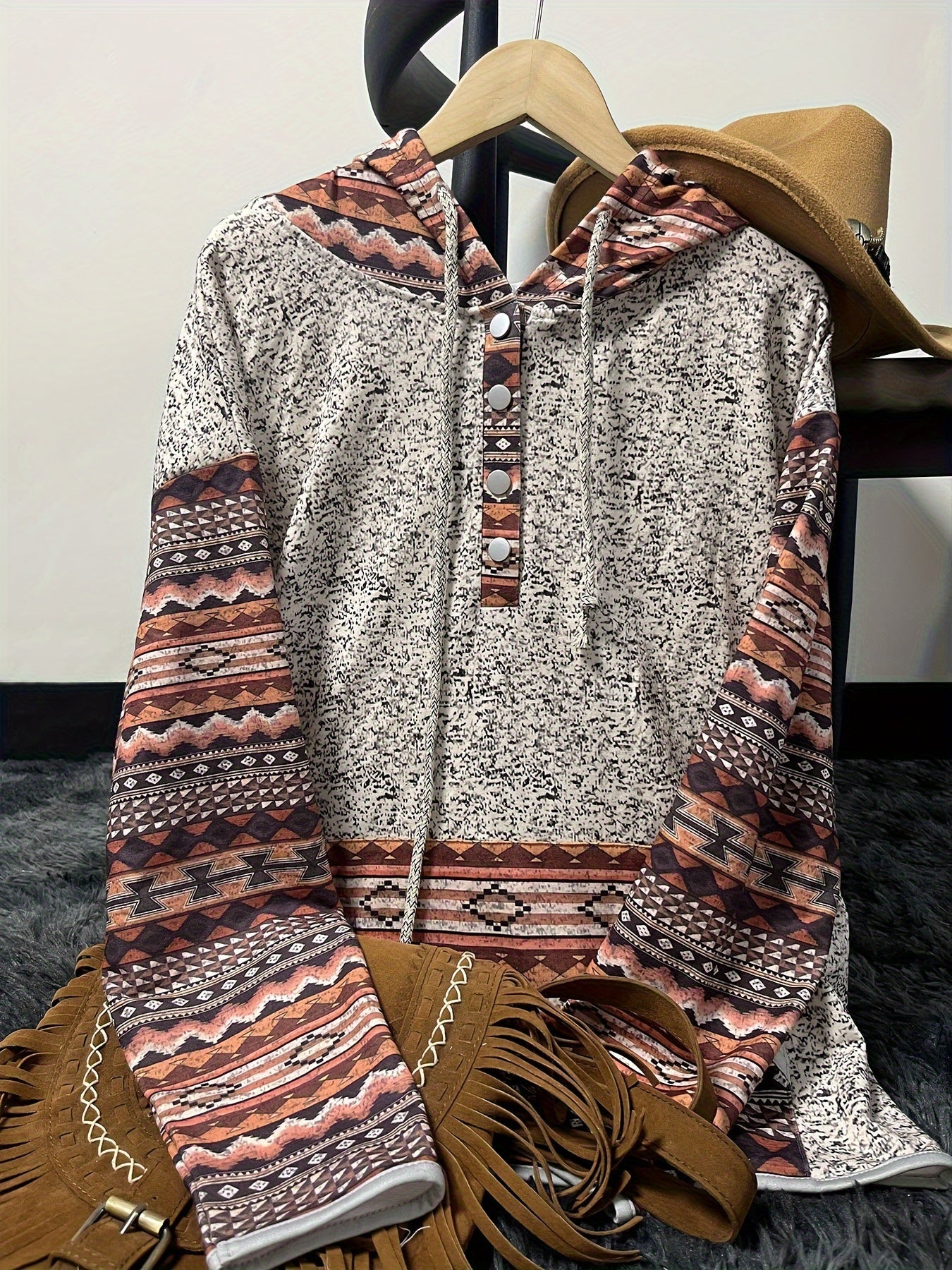 Women's Vintage Ethnic Hoodie with Geometric Print and Kangaroo Pocket