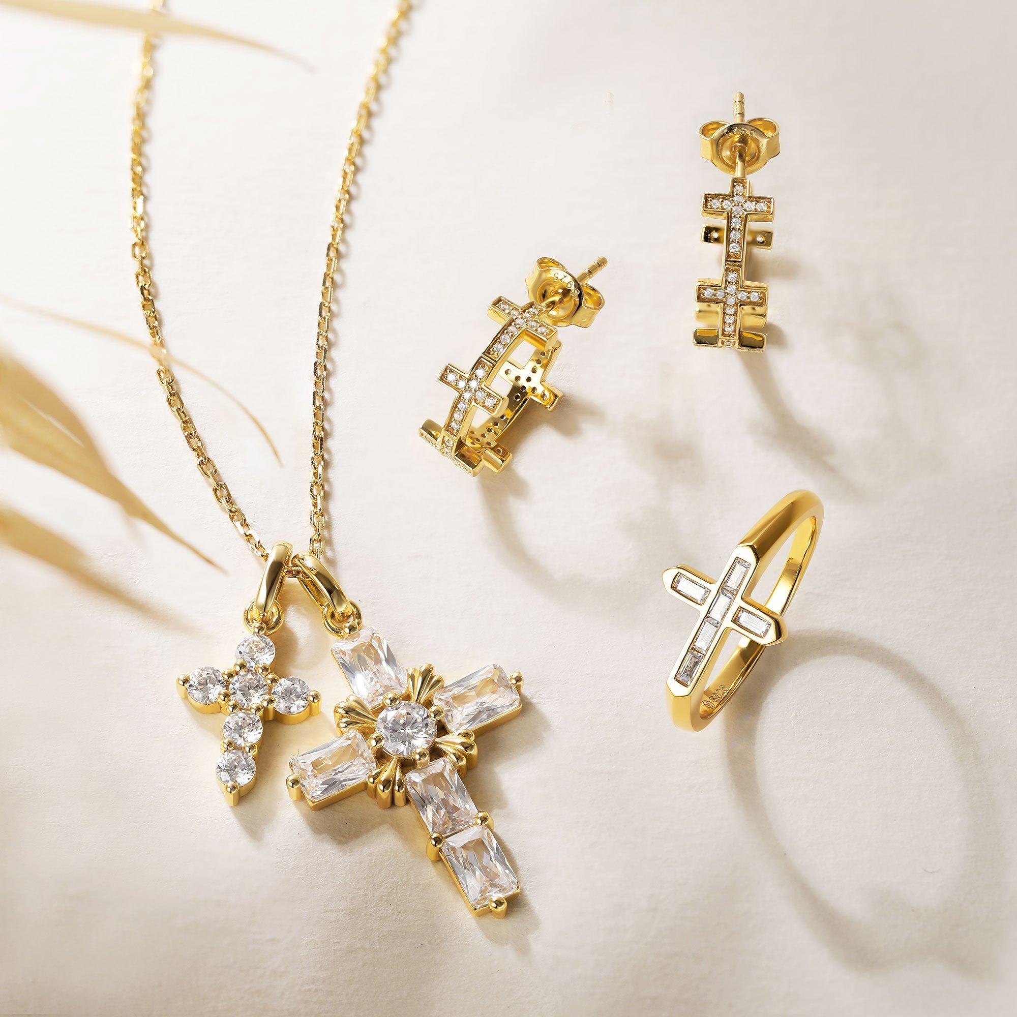 Cross Statement Ring