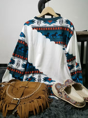 Women's Aztec Print Crew Neck Sweatshirt – Soft, Casual Long Sleeve, Perfect for Fall & Winter