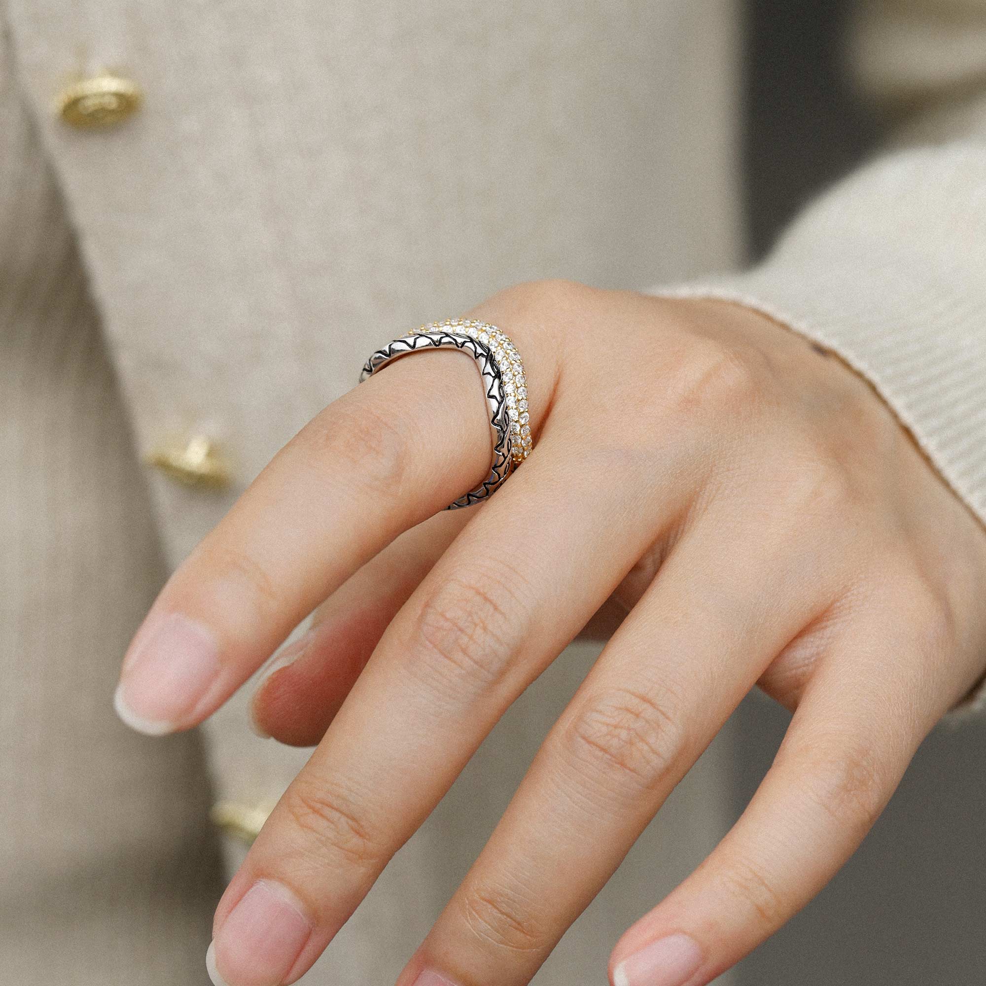 Pavé Wavy Enamel Stacking Ring