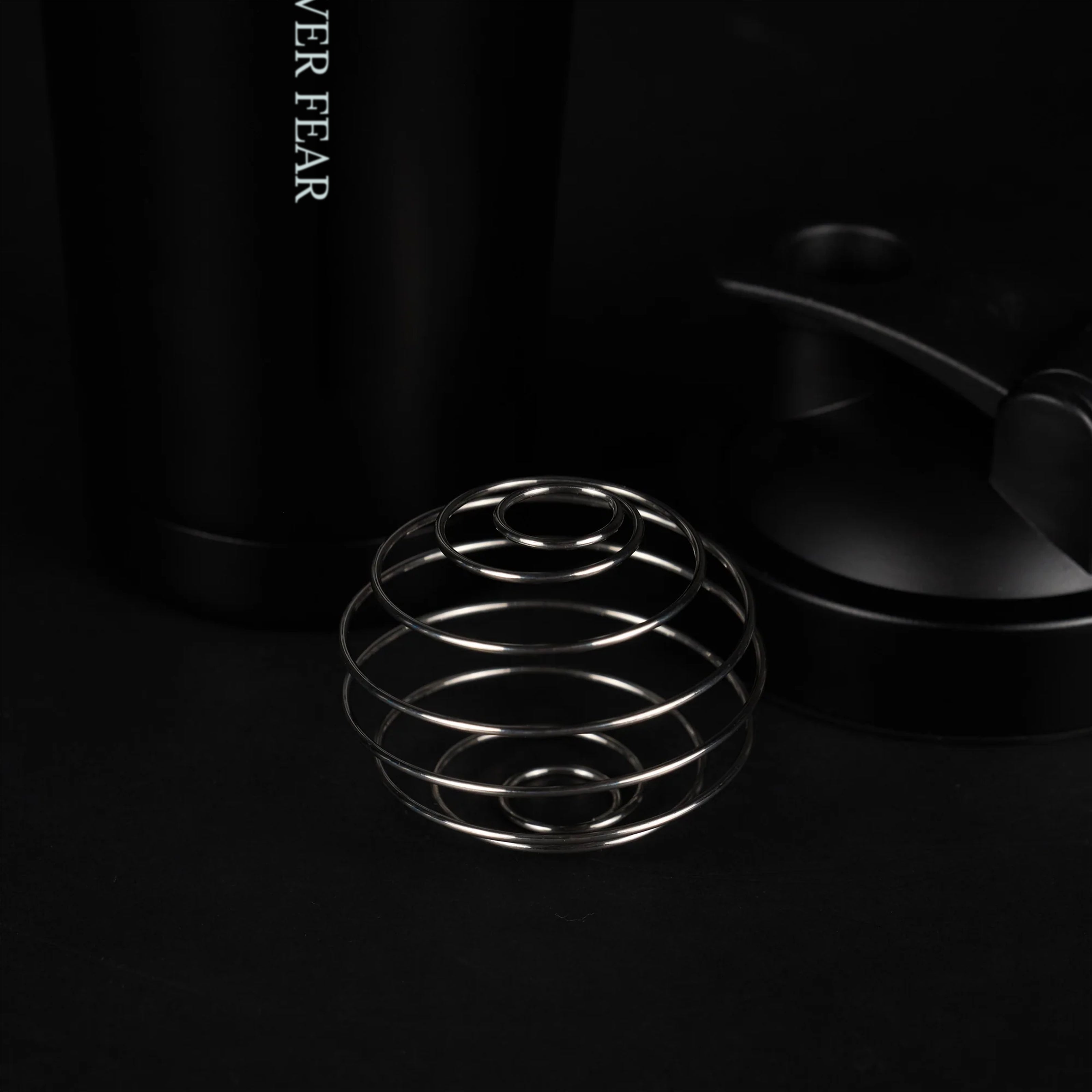 Alpha Black Shaker