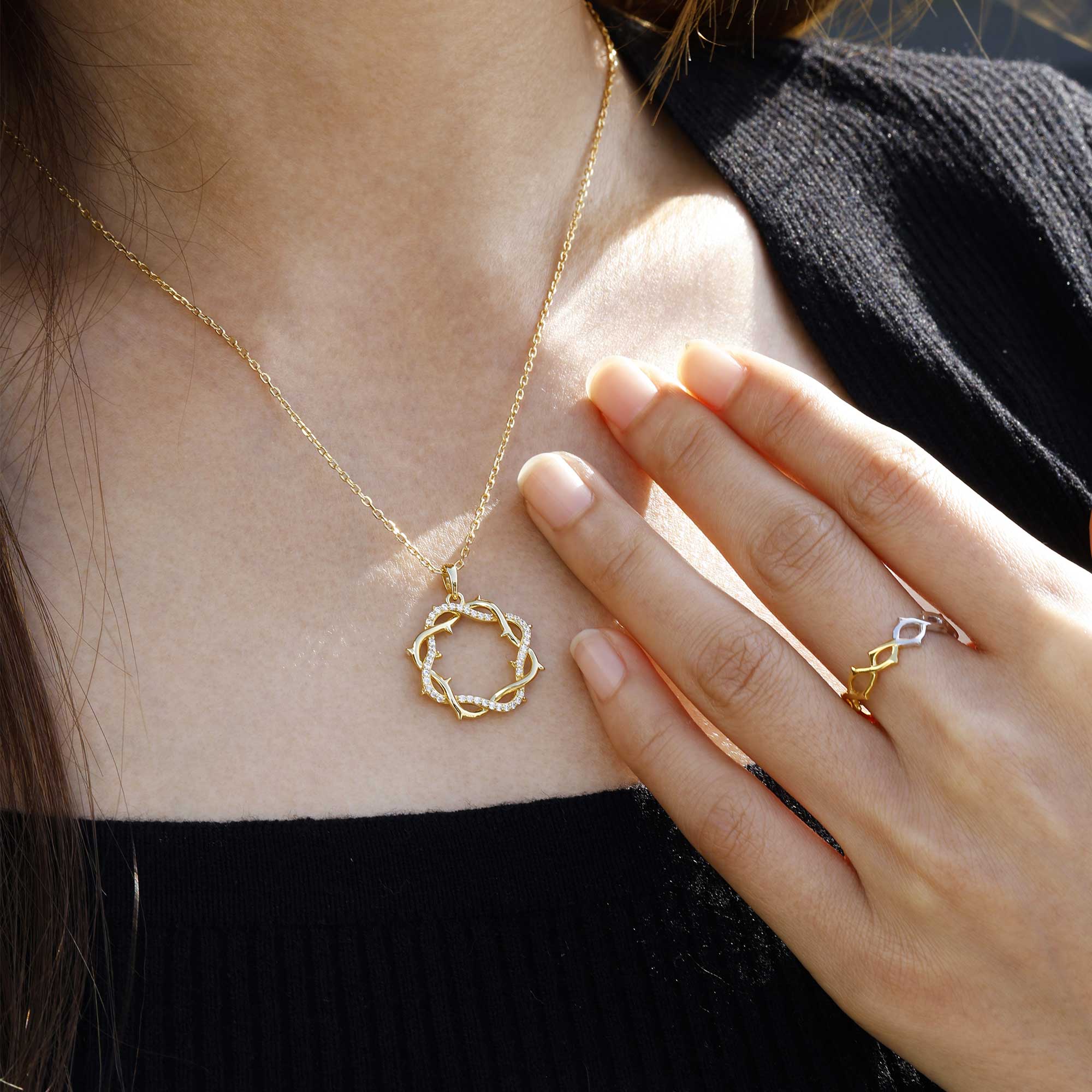 Two-Tone Thorns Statement Ring