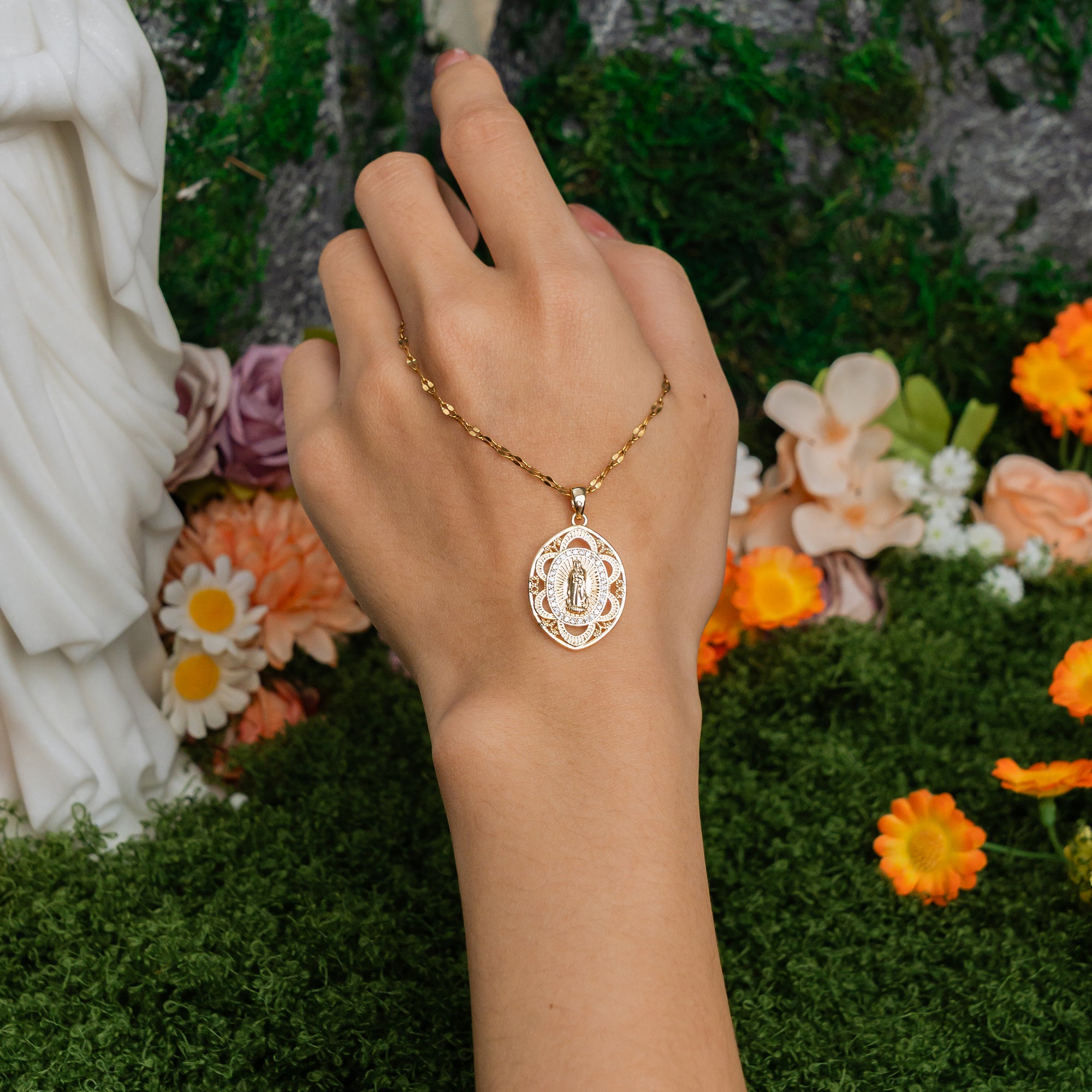 Our Lady of Grace Necklace – Virgin Mary Pendant of Faith and Protection