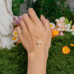 Radiant Cross Necklace – Gold Christian Faith Pendant of Light and Grace