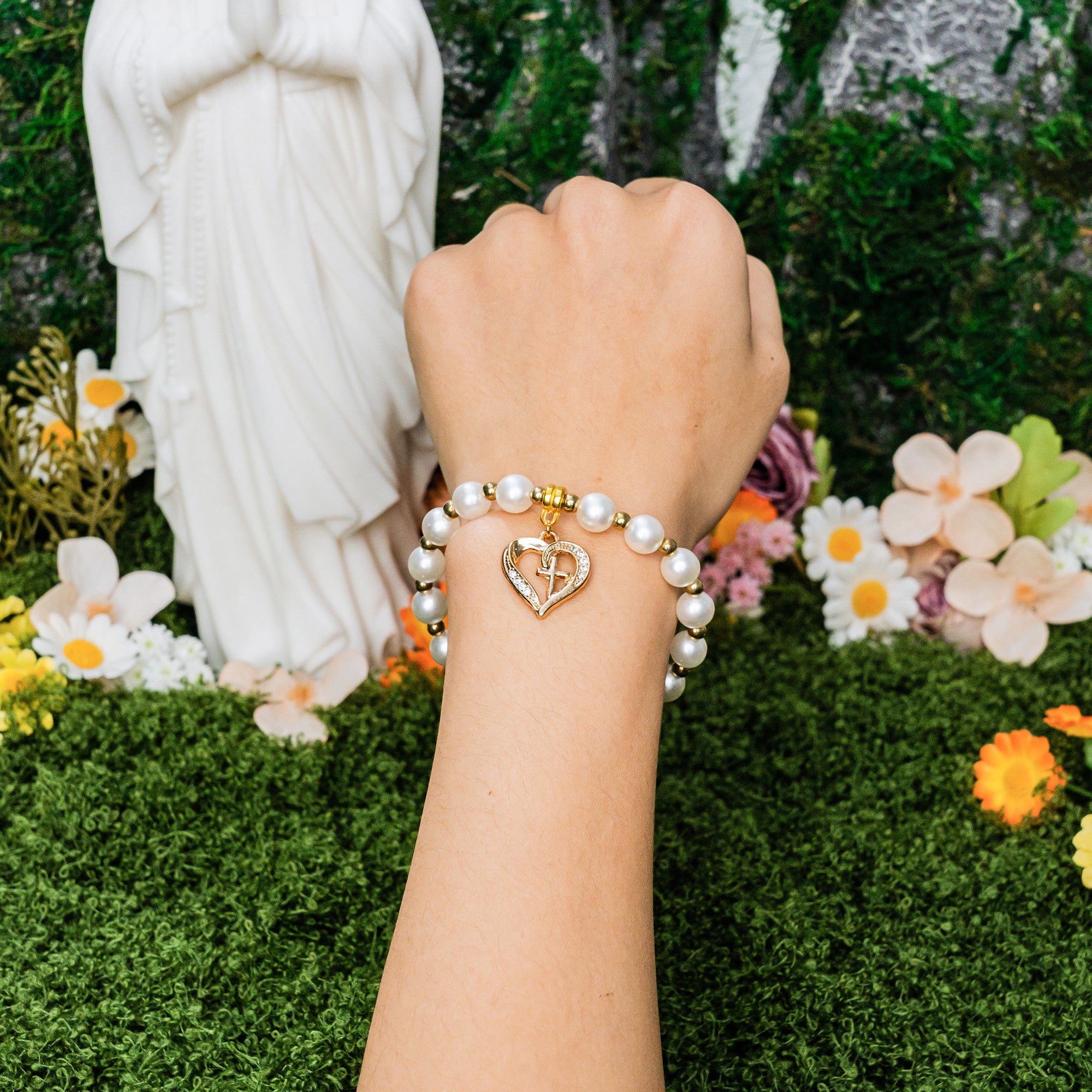 St. Benedict Freshwater Pearl Bracelet –  Faith Jewelry of Protection & Grace