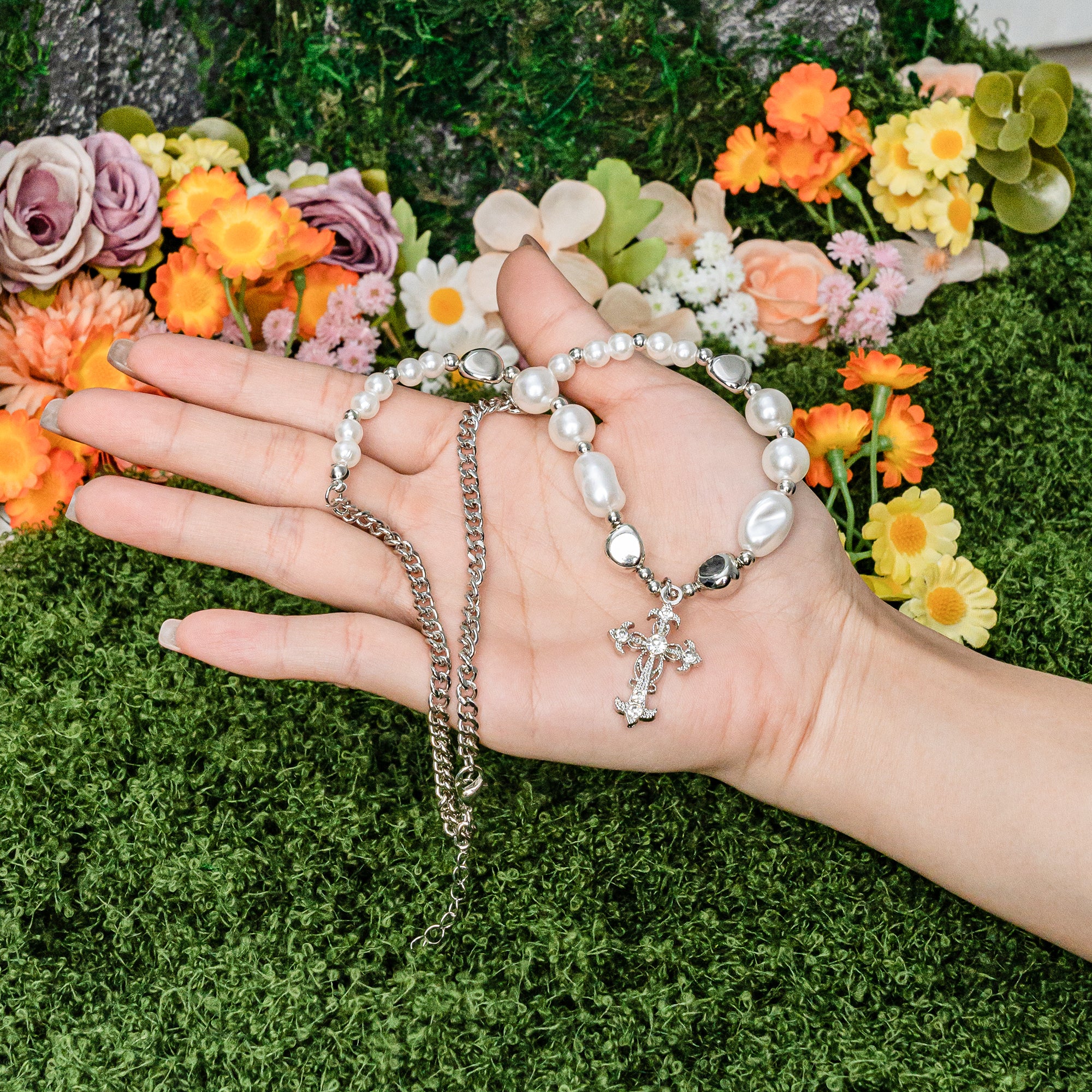 Baroque Pearl Cross Necklace – Vintage Christian Faith Jewelry