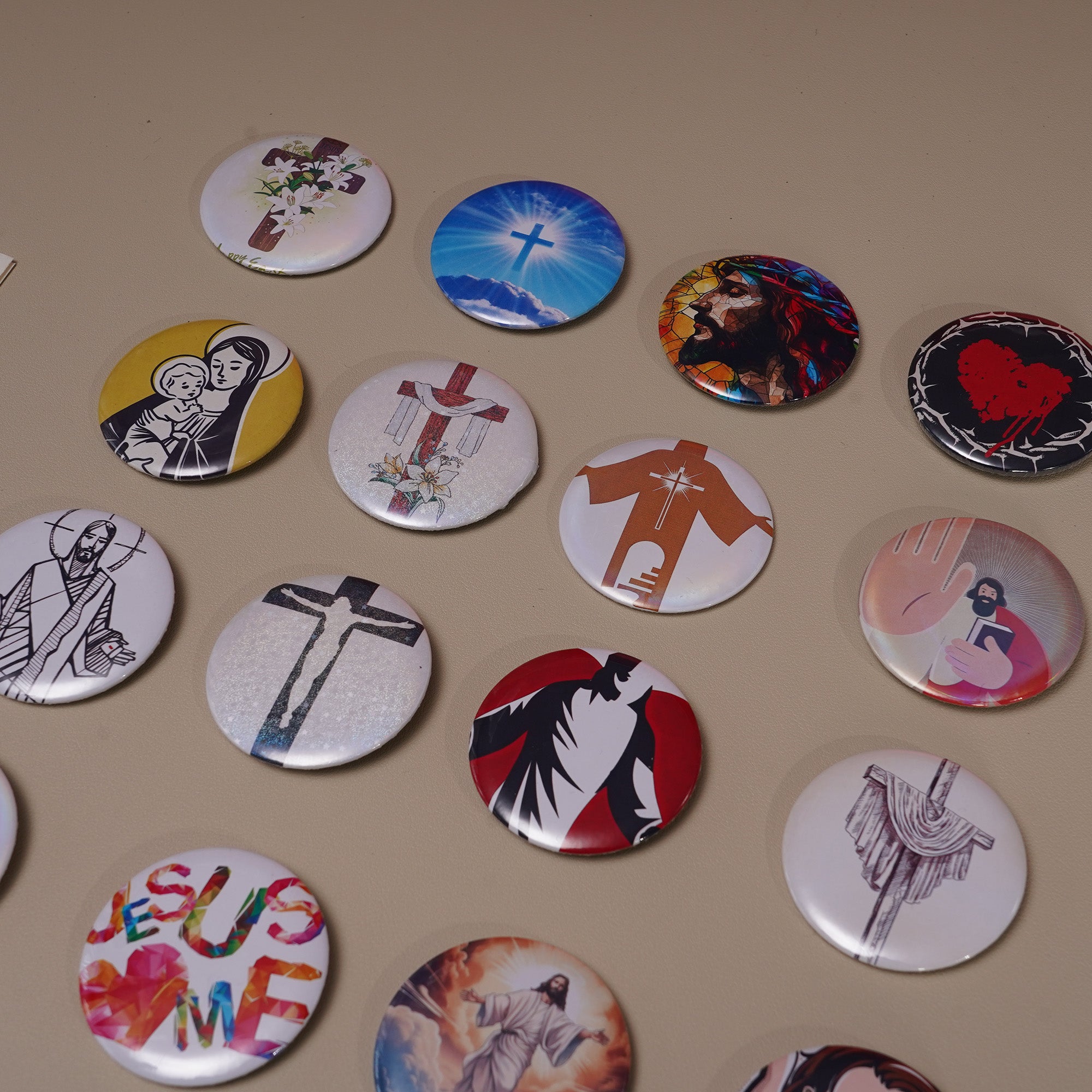 Faith Badge Collection - 16 PCS