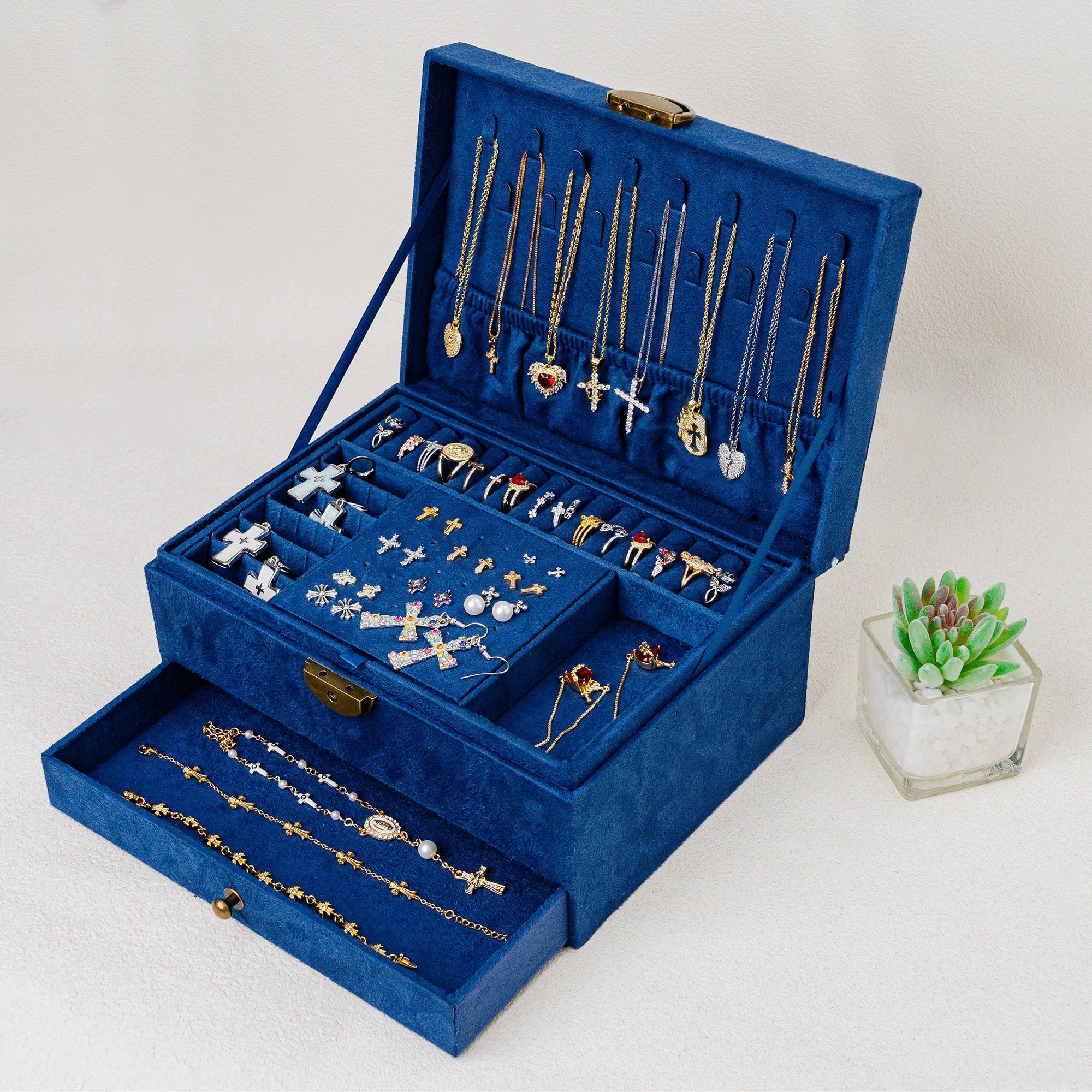 Best Seller🔥2025 Holiday Christian Jewelry Gift Box (Includes 30 jewelry pieces – Only $6.6 per piece!)