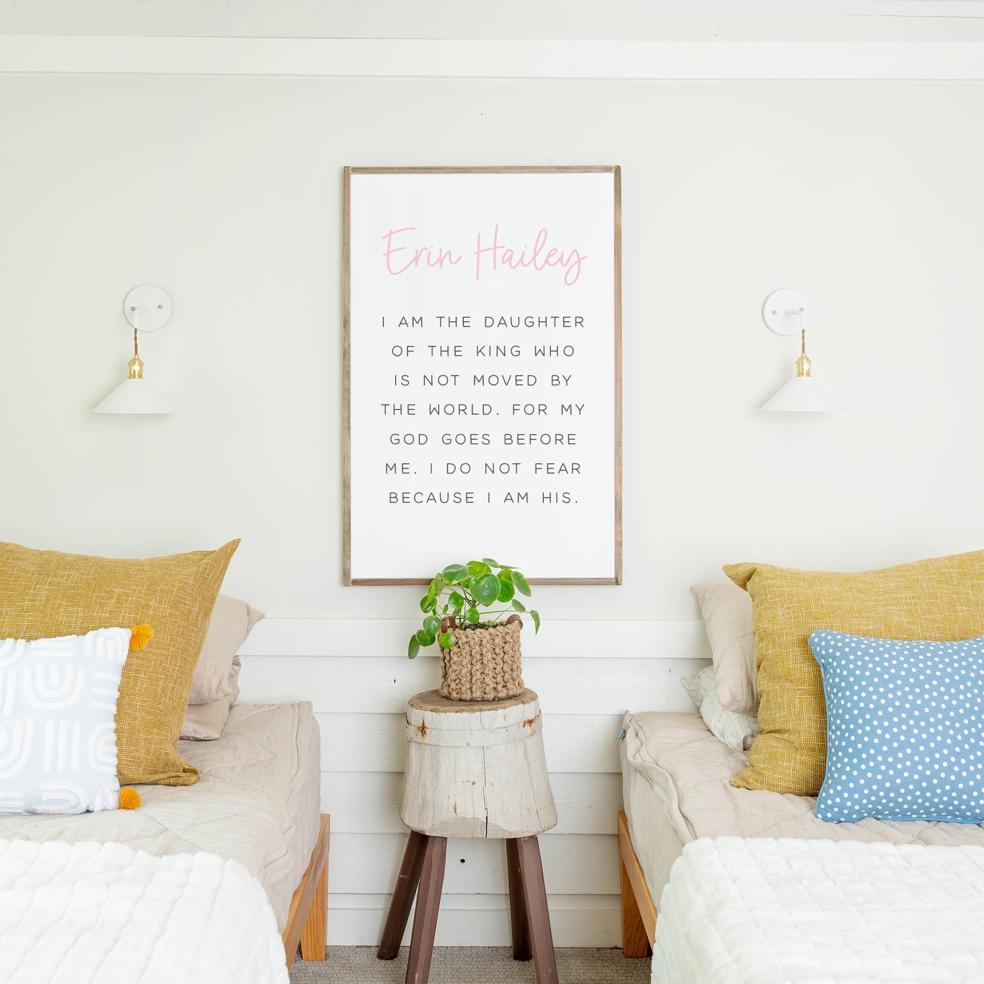 I Am the Daughter of a King Custom | Wood Sign