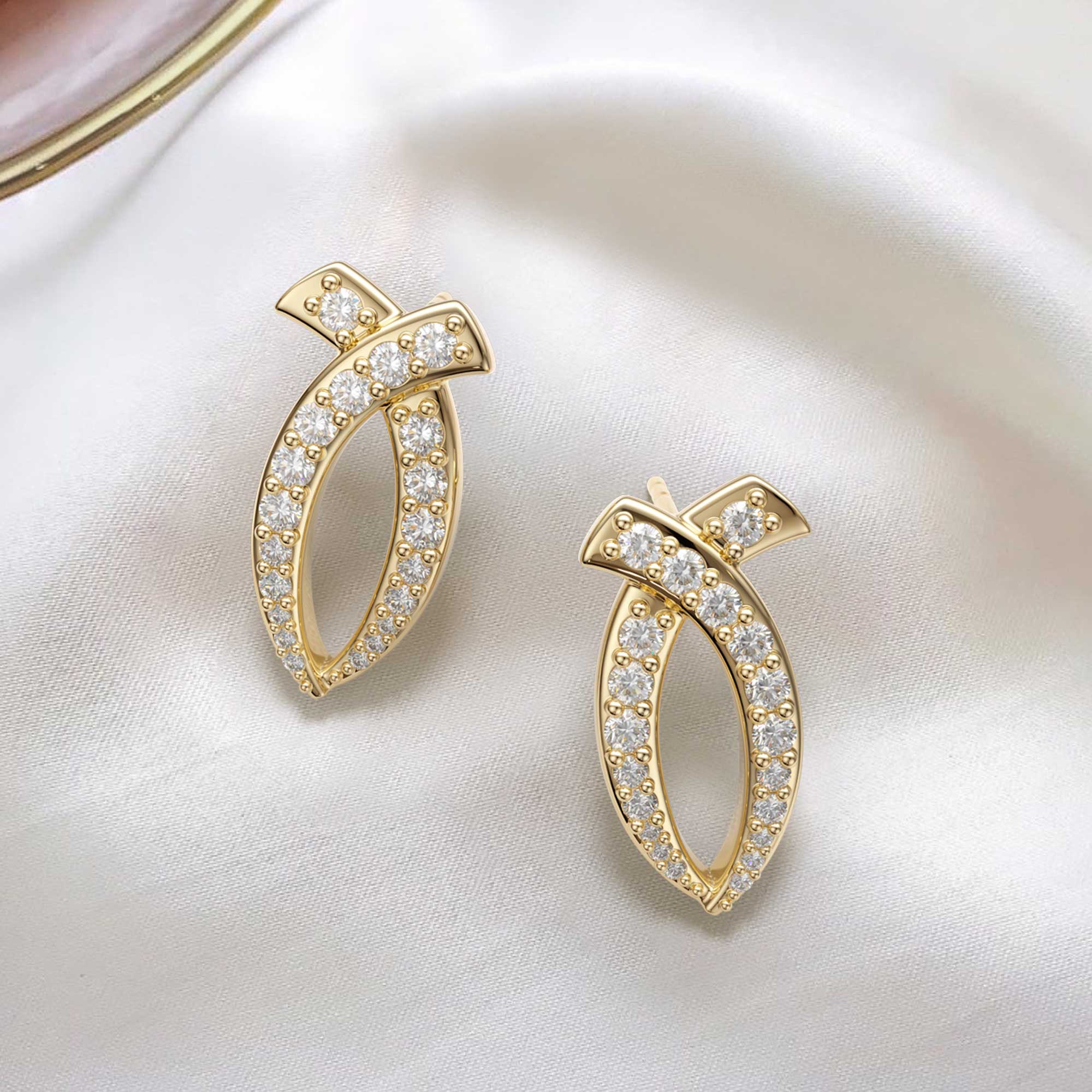 Curved Ichthys Stud Earrings