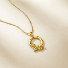 Queen Anne's Lace Blossom Letter Q Pendant Necklace