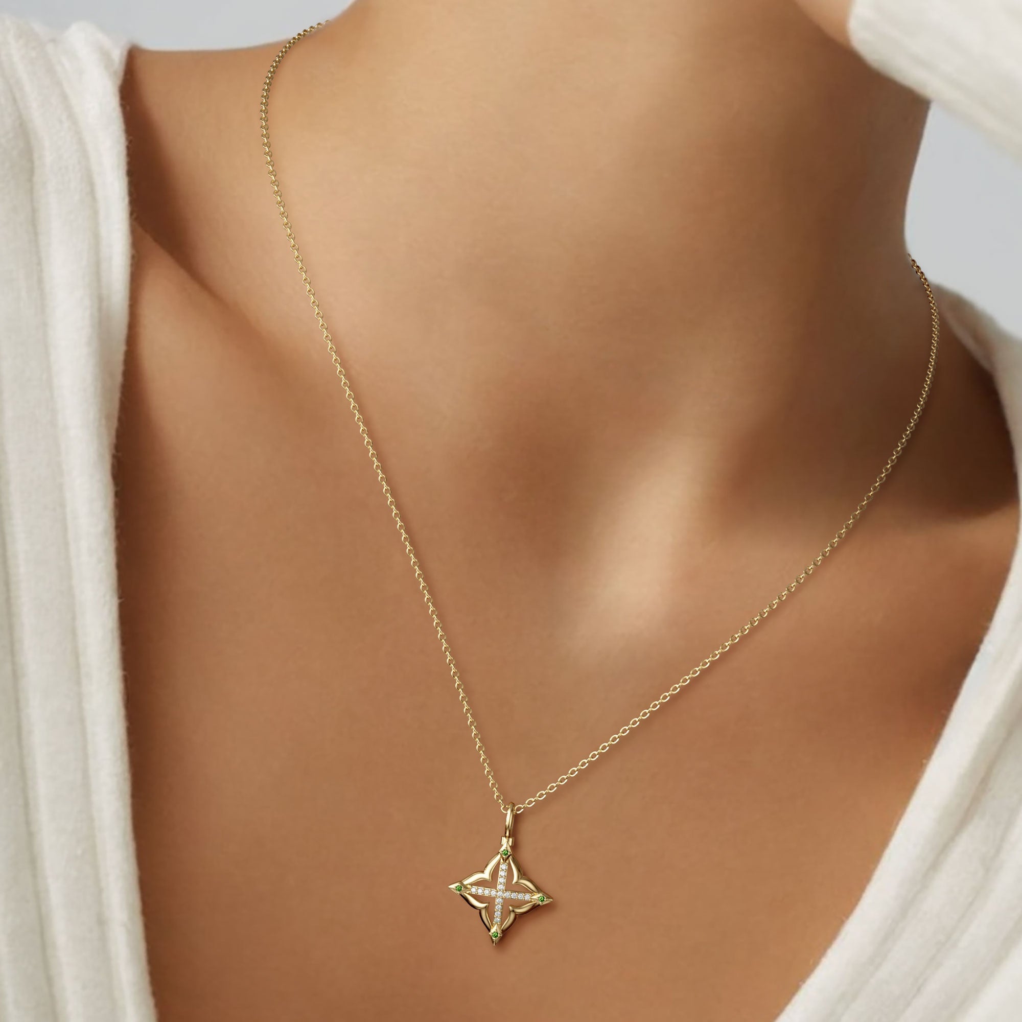 Lucky Four-Leaf Clover Cross Amulet Pendant Necklace