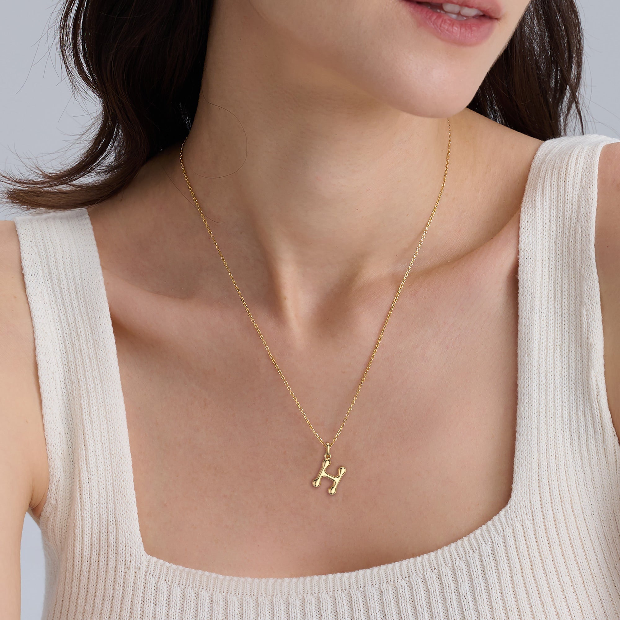 Bubble Initial Letter H Pendant Necklace