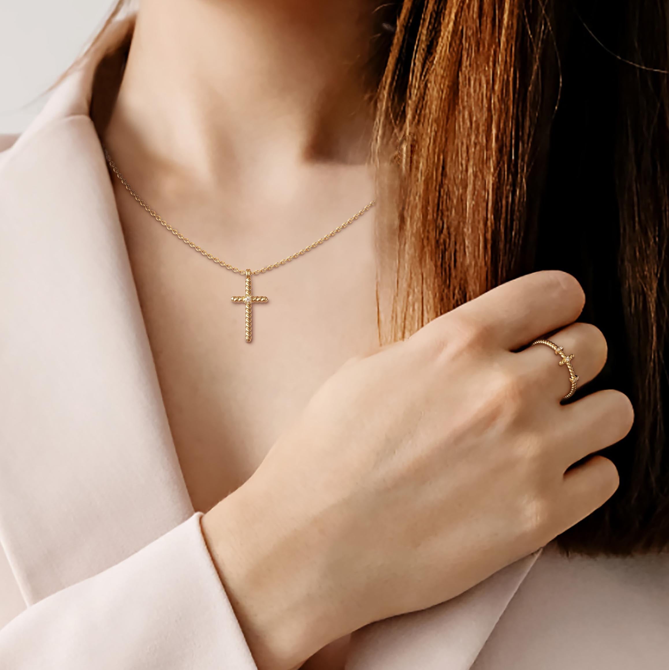 Rope Cross Pendant Necklace