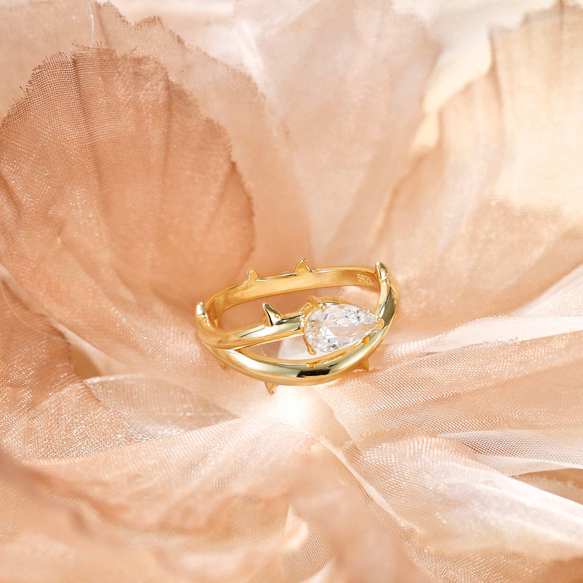 Thorns Pear Statement Ring