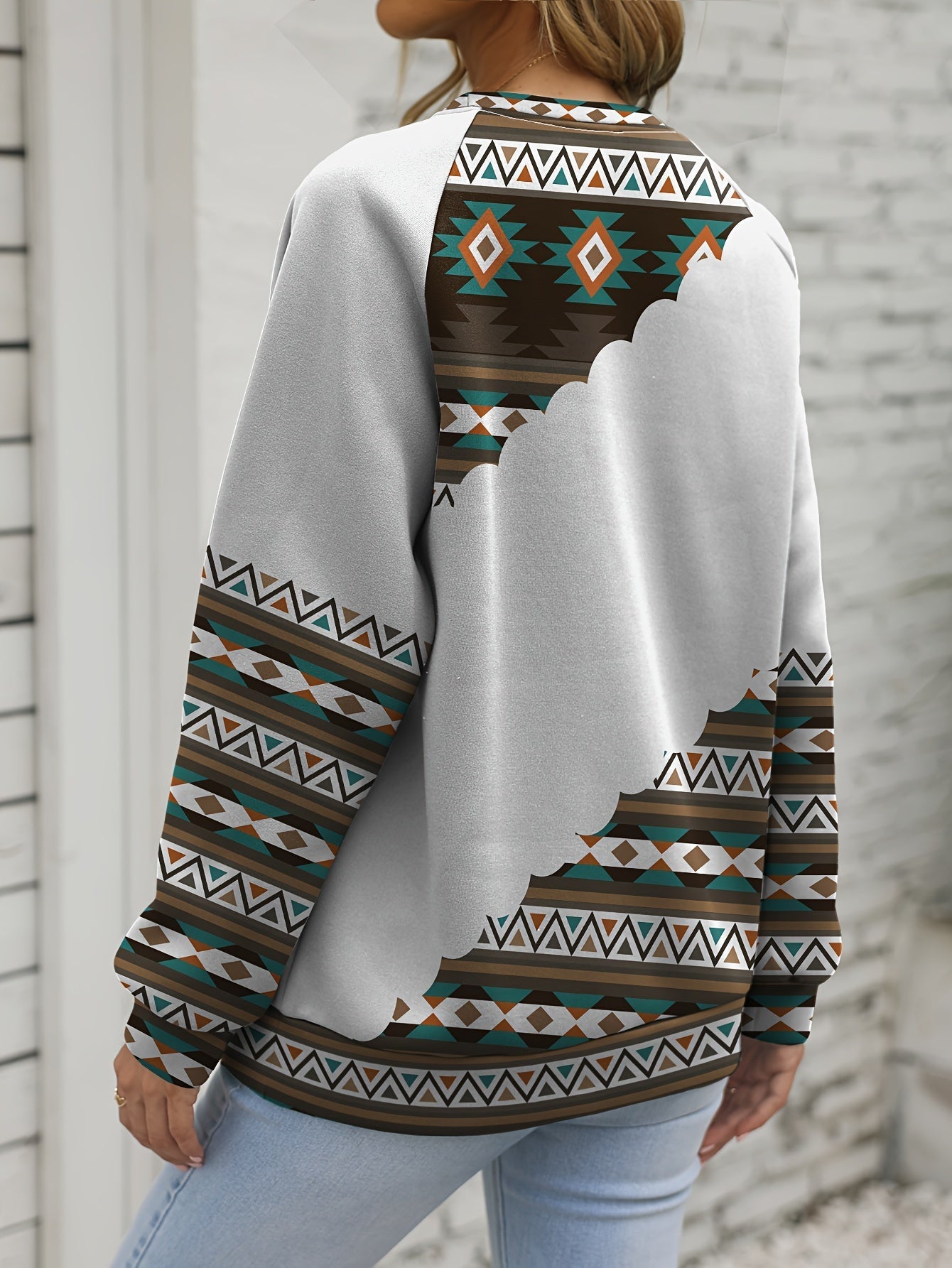 Women's Southwestern Tribal Print Crew Neck Sweatshirt, Casual Fall/Winter Knit Top